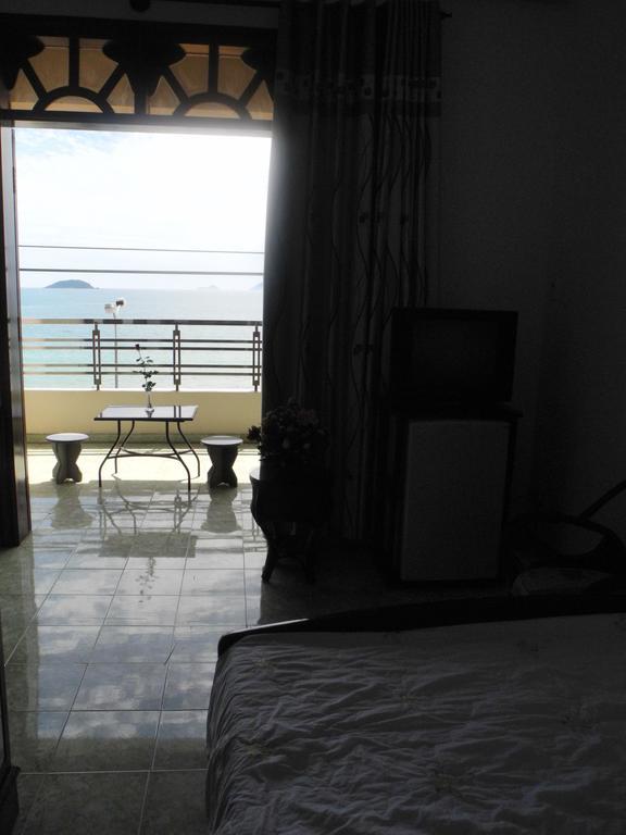 Nam Hong Hotel Nha Trang Quarto foto