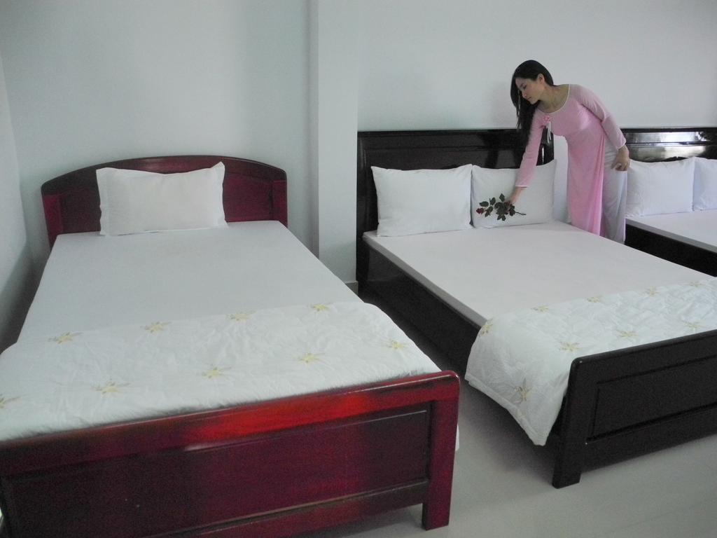 Nam Hong Hotel Nha Trang Quarto foto